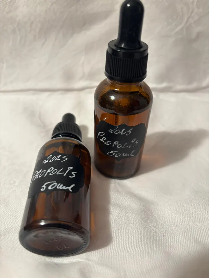 Propolis